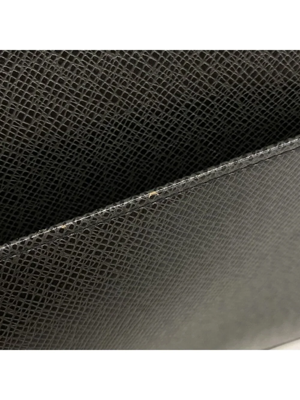 Louis Vuitton Clutch Taiga Selenga Ardoise